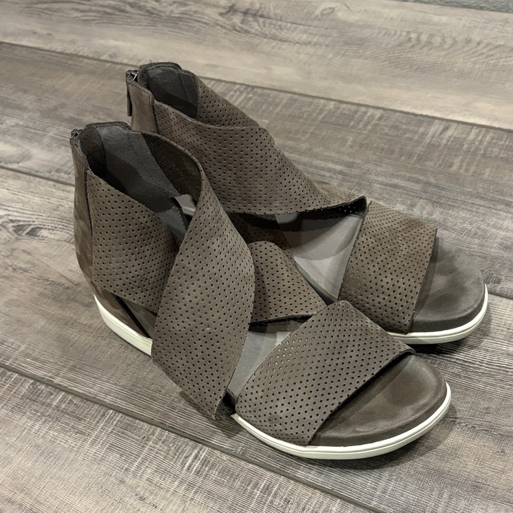 Eileen Fisher Taupe Perforated Wedge Suede Sandals EUC 8